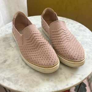UGG Sammy Wavy Knit‎ Sneaker Pink Size 10